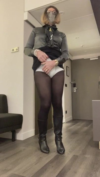 orgasm with face mask