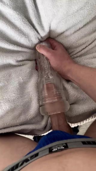 Fucking my new fleshlight