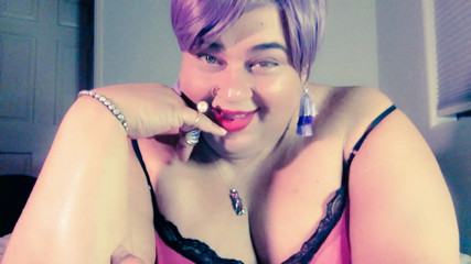 Queen Maya, wanna know what love is