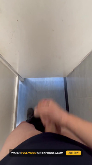 Wanking in Toilet
