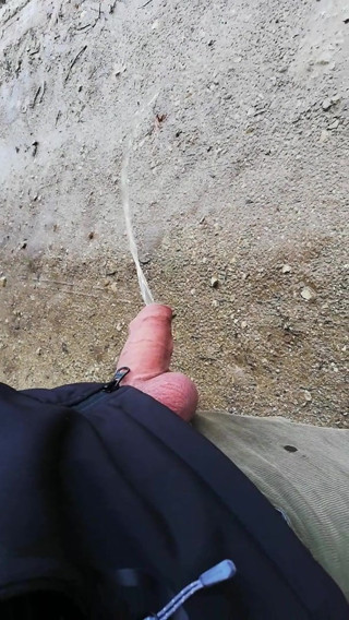 Hiking and pissing