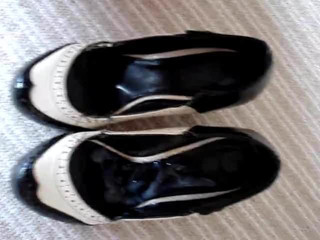 sarah size one shoes