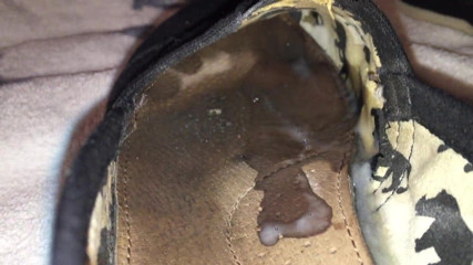 Cum Inside Womens Well Worn Toms Size 8.5