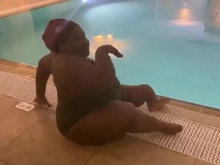 tobi bbw wheelchair lady