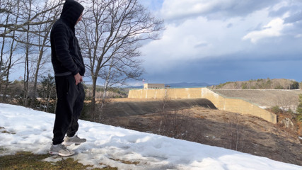 Peeing by the Dam