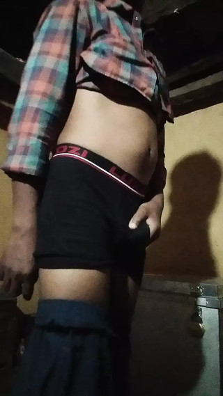 Desi bhabhi ko makka ki khet me choda