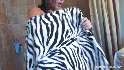 Natasha Nice toys her ass and takes a shower