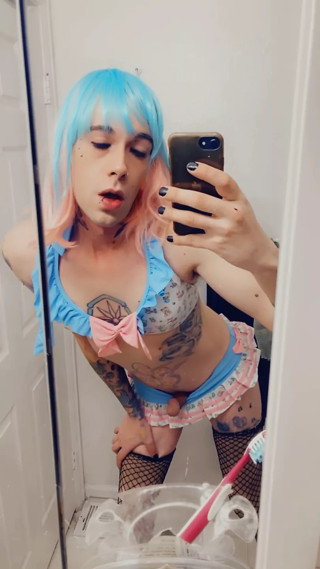 Hot Cosplay Girl Loves Sex