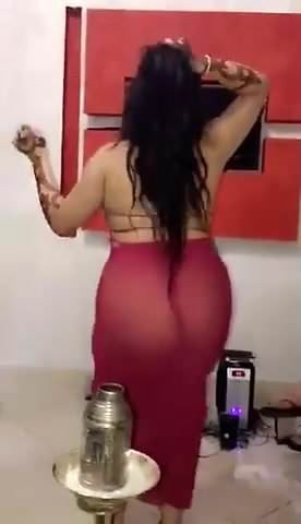 arab girl big ass dancing