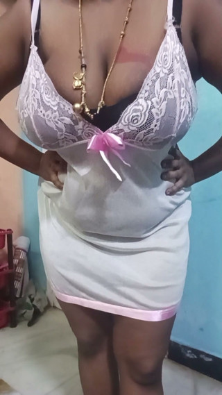 Big boobs sexy indian aunty video