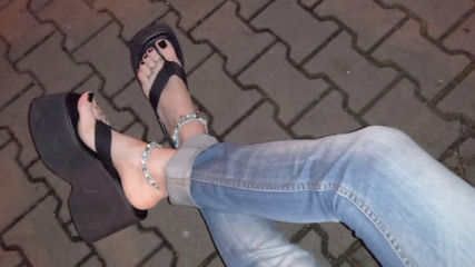 crossdresser with amazing feet on a night walk in the park thumbnail