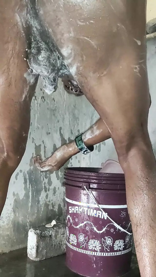Bathing time masturbation Kiya