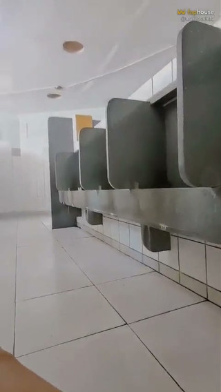 I Showed Myself off in the Public Restroom and Managed to Milk a Horny Delivery Guy on the Sly.