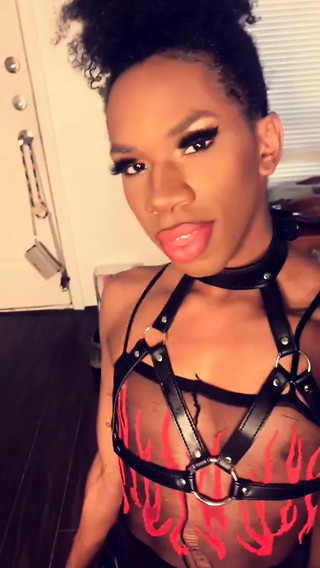 Surprise Surprise, Open up wide
