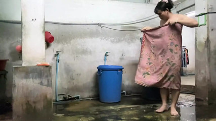 Let's Take a Shower Ep2 thumbnail