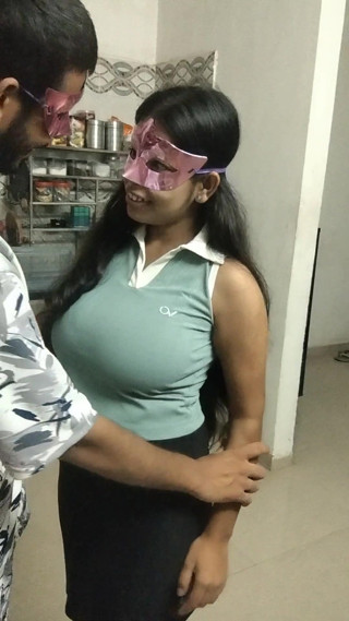 Padosi ke sath sex