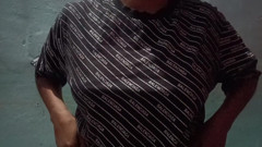 Desi punjabi bhabhi ke beautiful boobs press