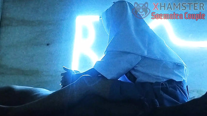 Mother-in-law High School Girl Is Playing On The Floor