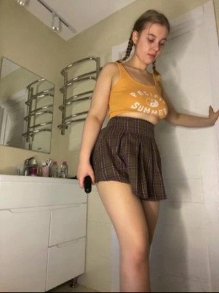 Fucking with huge vibrator jucielussie