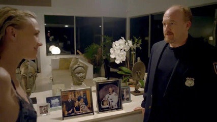 Yvonne Strahovski Nude Scene In Louie -  ScandalPlanet.Com