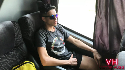 COUNTRY BOY SHOWING HIS BIG DICK INSIDE THE BATHROOM OF THE MOVING BUS
