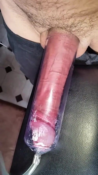 Pumping my big uncut cok