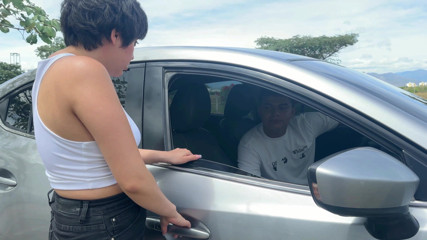 Sexy Girl Who Asks Me to Take Her Home Because the Motorcycle Is Broken, in Exchange for Helping Her She Lets Me Fuck Her.