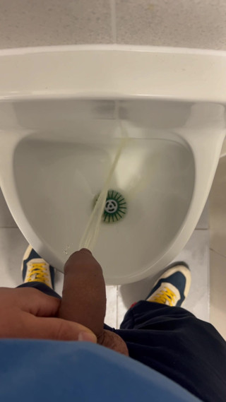 Compilation of me taking long naughty piss in public park