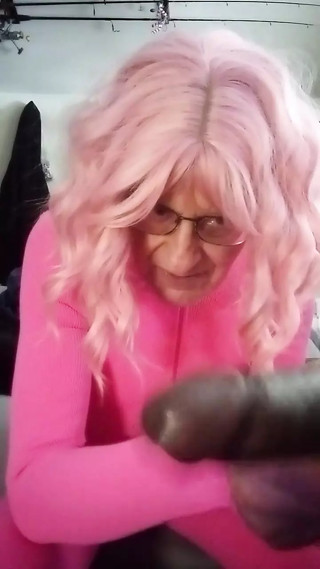 Pink Patti Shows off Her New Thrustingvibrating Dildo. thumbnail
