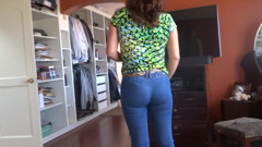 Stepson asks stepmother to masturbate to fuck her and she accepts