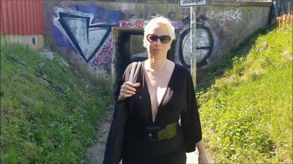 Lost Place Blowjob and Cum Walk Home