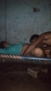 Bhabhi ne rat me chudai ki chut me mal dalbaya