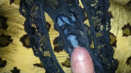 Cumming on gf's dirty panties