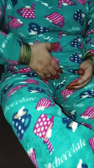 Desi bhabhi hot sexy