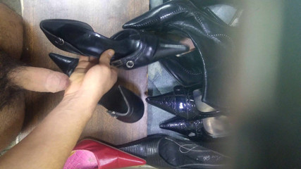 Playing with some horny heels