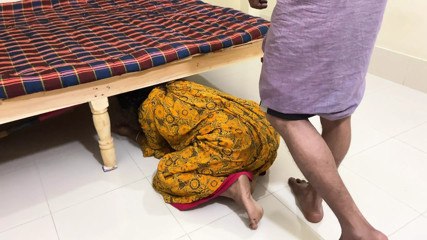 I hugged the maid in my house and started fucking