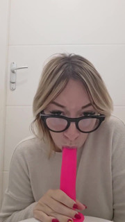 Little French Makes It Good in the Bathroom and Mega Squirt