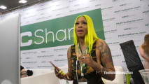 2019 Avn Expo with Ladybug