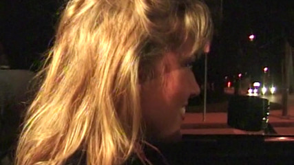 Versaute Taxifahrt mit hei&szlig;er Blondine
