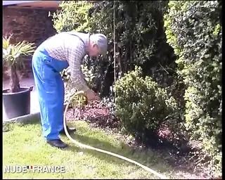 /beam/67a862e9cc498f247e8df2e6