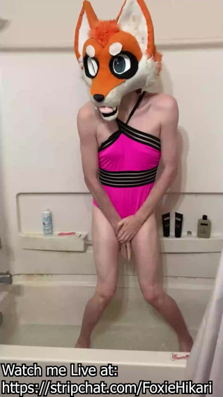 Cute Femboy Foxxo Pissing Forever thumbnail