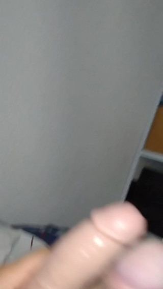 Mi polla y el dildo son iguales