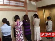 10 Middle-Aged and Older Men and Women Gathered to Find a Partner in Old Age