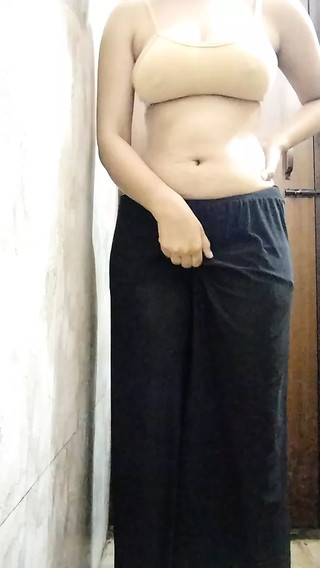 Young new married bhabhi bathing after first nighy