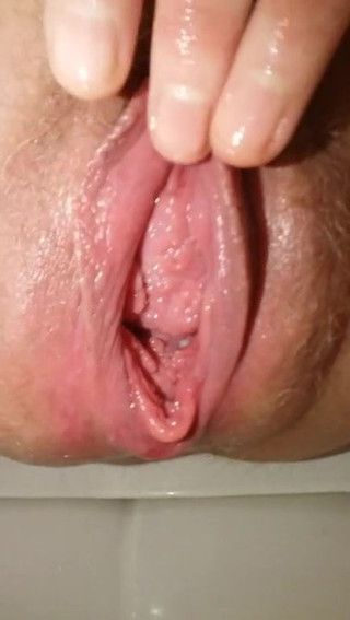 My loose gaping cunt