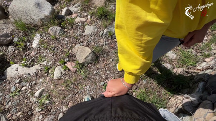 Russian tourists – sucking cock and swallowing cum outdoors during a hike.