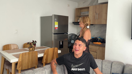 My friend's stepmom seduces me with her huge ass and wants to put my cock in it.