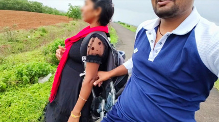 Village girl returning home from college, stops a boy's bike and it starts raining - village college girl movies in hindi xxx.