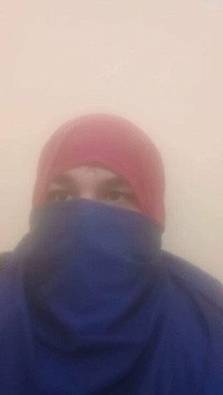 girl ask to maulvi