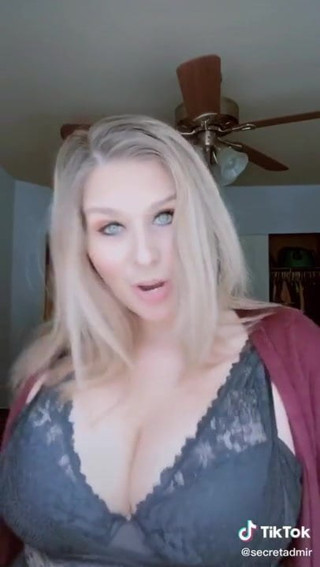 What her name on tiktok ?